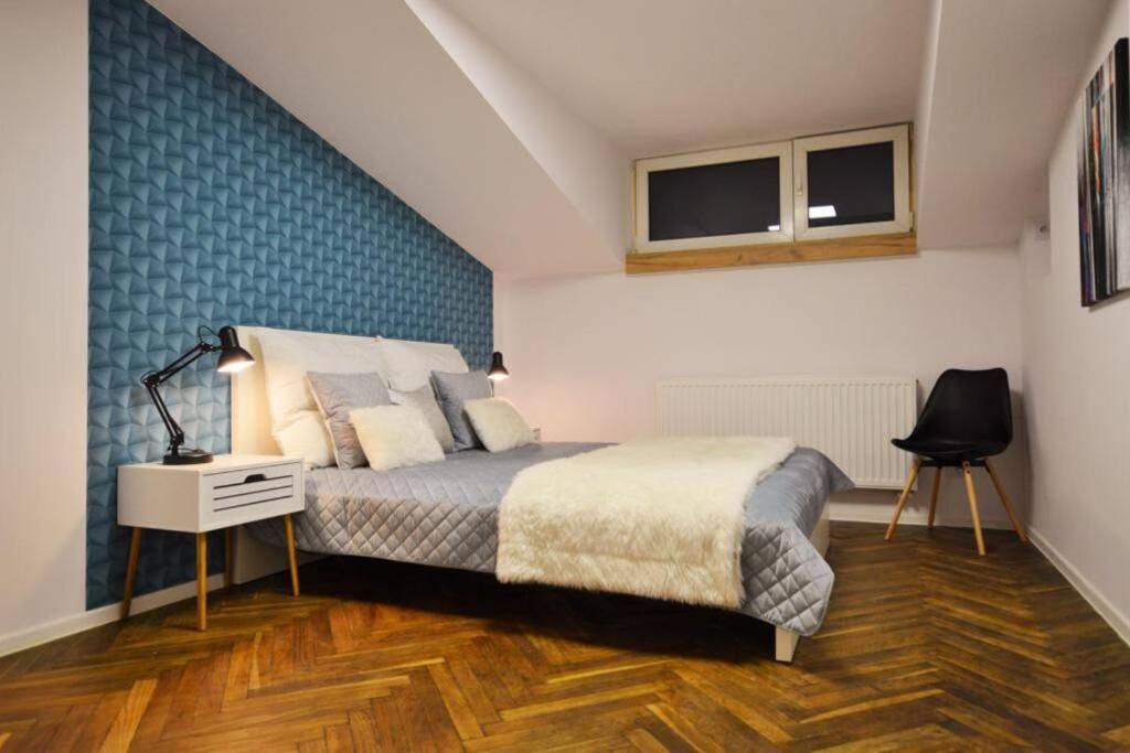 Old Town Neighborhood / Stefana Batorego Street Krakau
